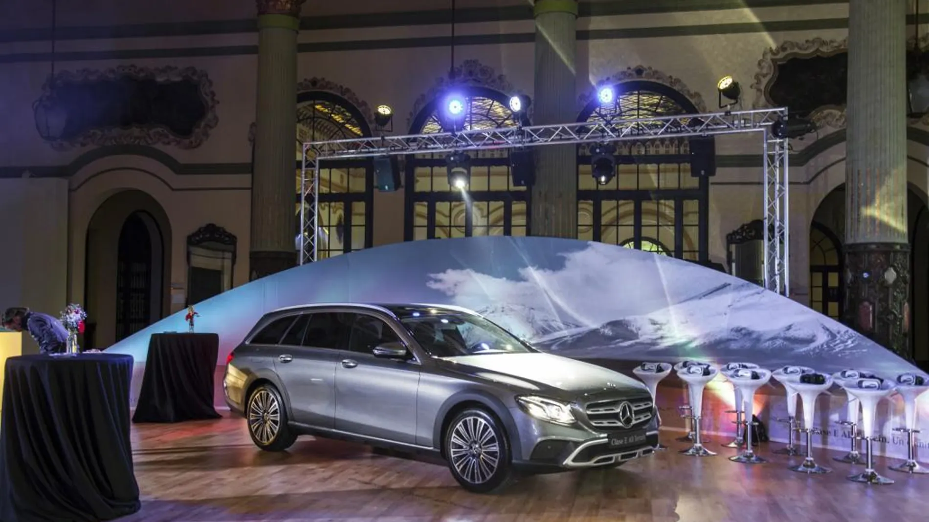 El evento de presentación tuvo lugar en el Casino de la Exposición de Sevilla, donde las estrellas de Mercedes brillaron con luz propia