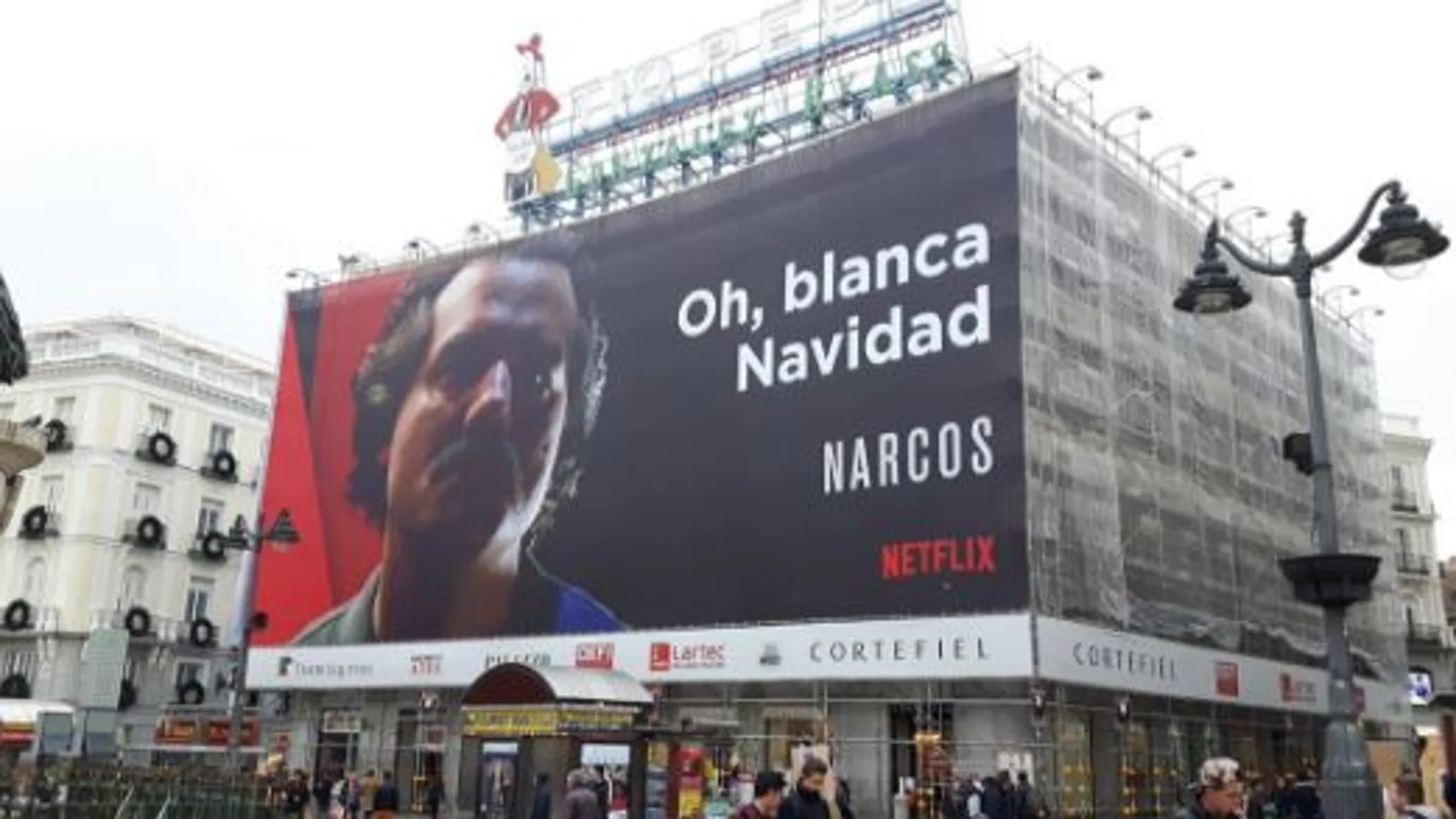 Colombia pide la retirada de cartel sobre la serie «Narcos» en la Puerta del Sol de Madrid