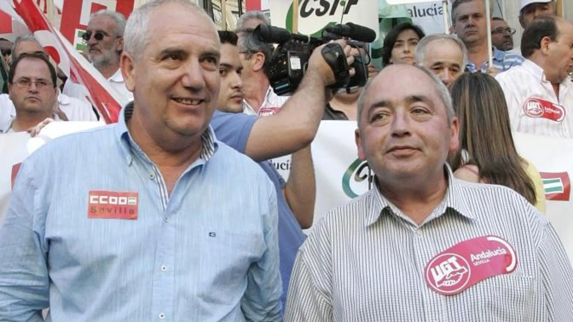 Francisco Carbonero, a la izquierda, junto a Manuel Pastrana, en un acto sindical