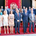 Jesús Julio Carnero junto a los miembros de la corporación provincial pertenecientes a PP, PSOE, C’s, Sí se Puede e IU-Equo