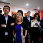 Juan Marín, Ana Llopis e Inés Arrimadas, ayer en la rueda de prensa de José Manuel Villegas, en la sede de Cs en Sevilla / Foto: Manuel Olmedo