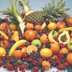 La piña en rica en vitamina C , al igual que otras frutas como los cítricos o el kiwi