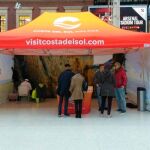 Carpa instalada en la estación Victoria / Foto: La Razón