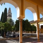 Lo último, con las municipales a la vuelta de la esquina, ha sido poner en cuestión la historia que avala la propiedad de la Mezquita-Catedral por parte de la Iglesia / Foto: Efe