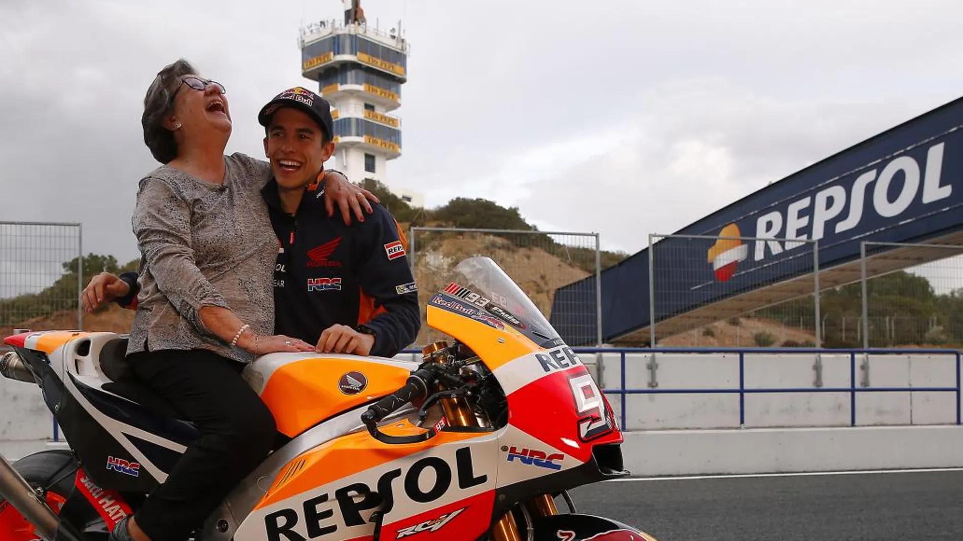 Marquez y Paca en el circuito de Jerez