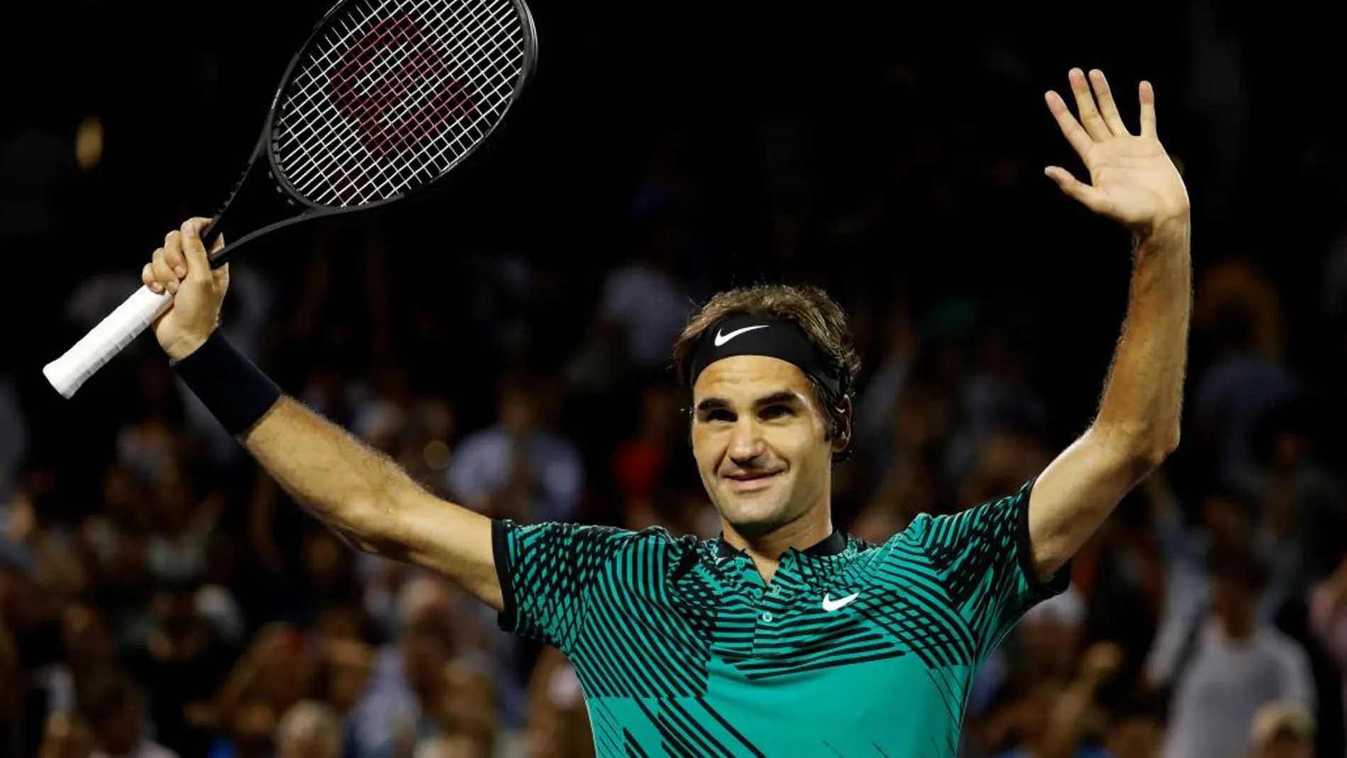 Roger Federer celebra su triunfo ante Nick Kyrgios