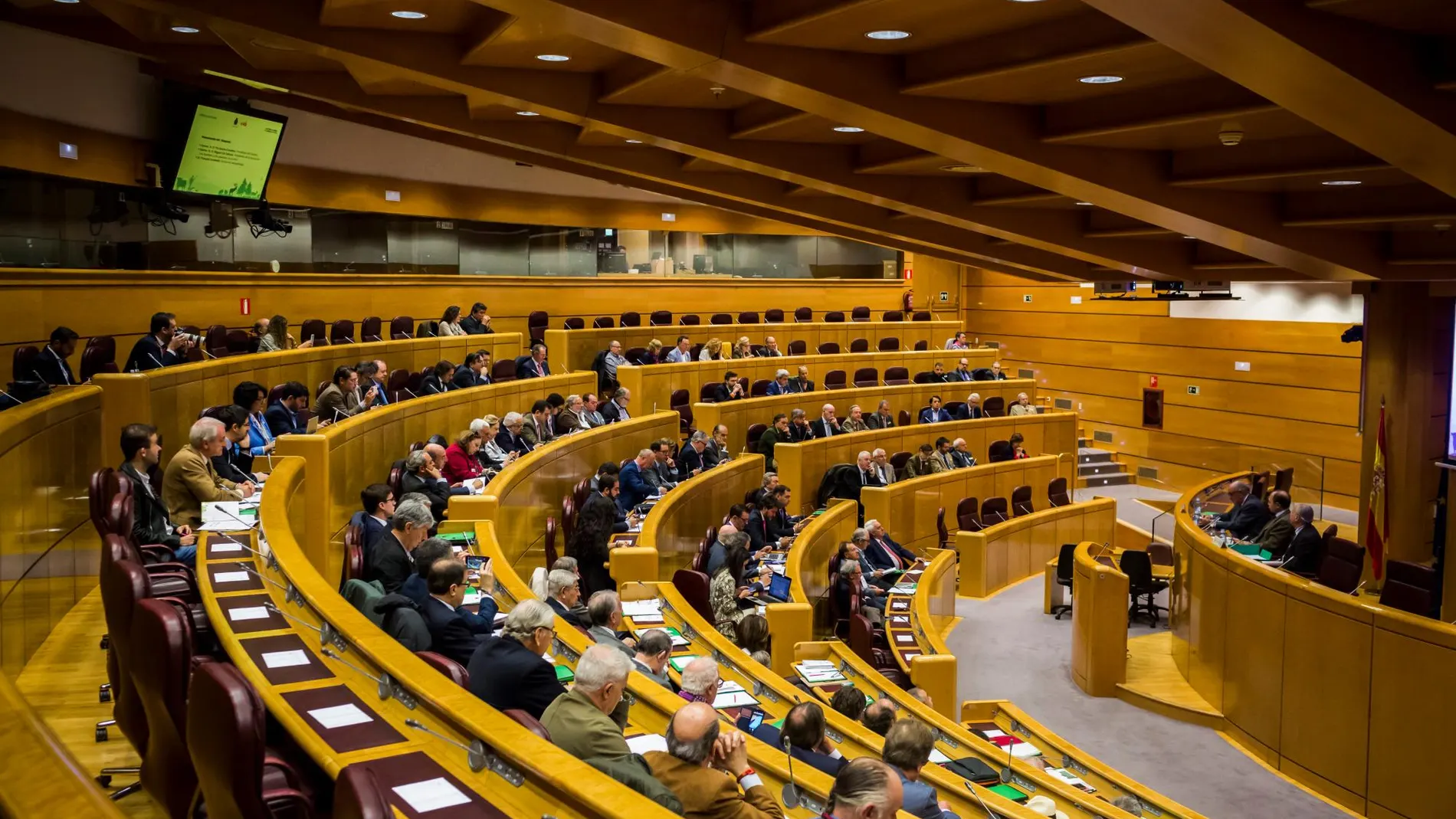 Simposium Internacional "Los Hombres y los Animales: Un Debate de Sociedad"en el Senado