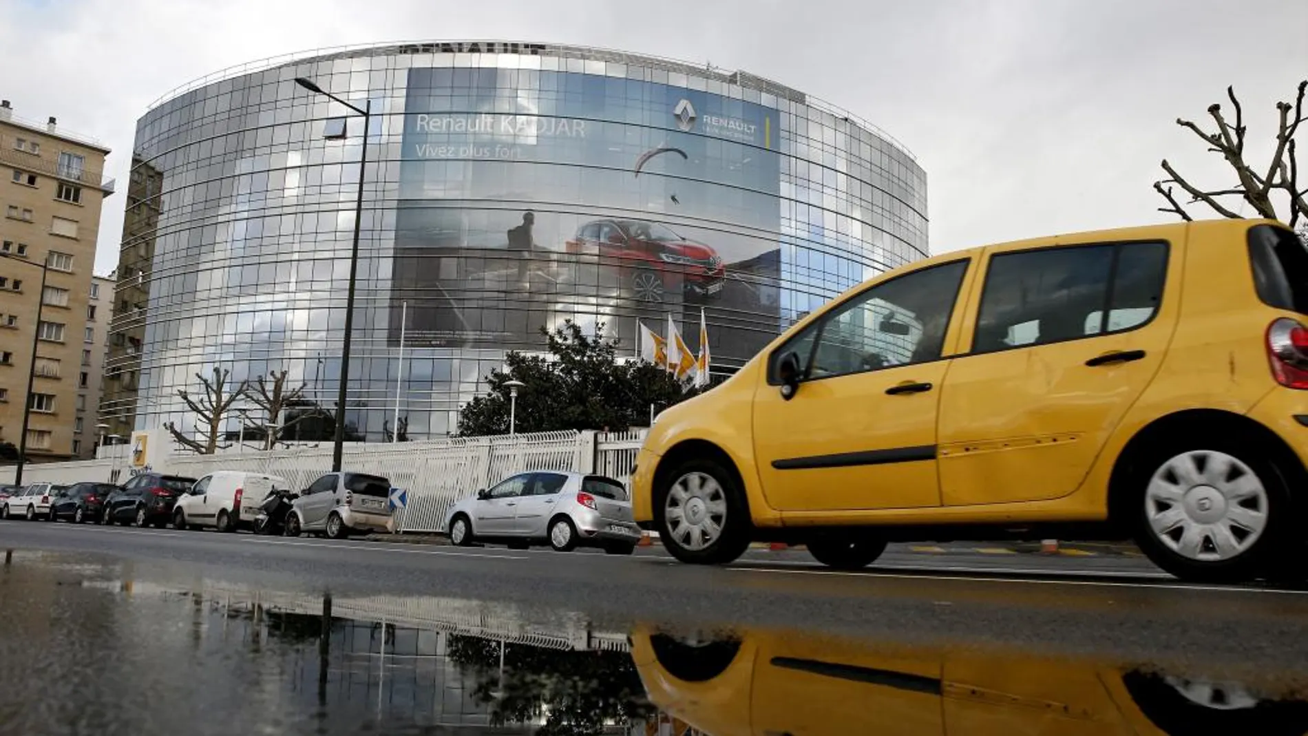 Vista general de la sede del constructor francés de automóviles Renault en Boulogne Billancourt, cerca de París