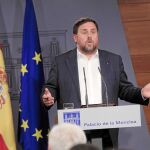 El vicepresidente del Govern, Oriol Junqueras, en una rueda de prensa en la Moncloa