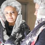 Ayesha Taslim y Massarat Misbah dirigen la Fundación Depilex Smile Again para ayudar a víctimas del ácido y del queroseno en Pakistán