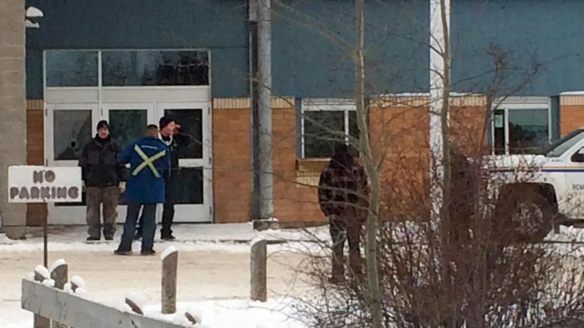 Cinco muertos en un tiroteo en el interior de una escuela de Canadá
