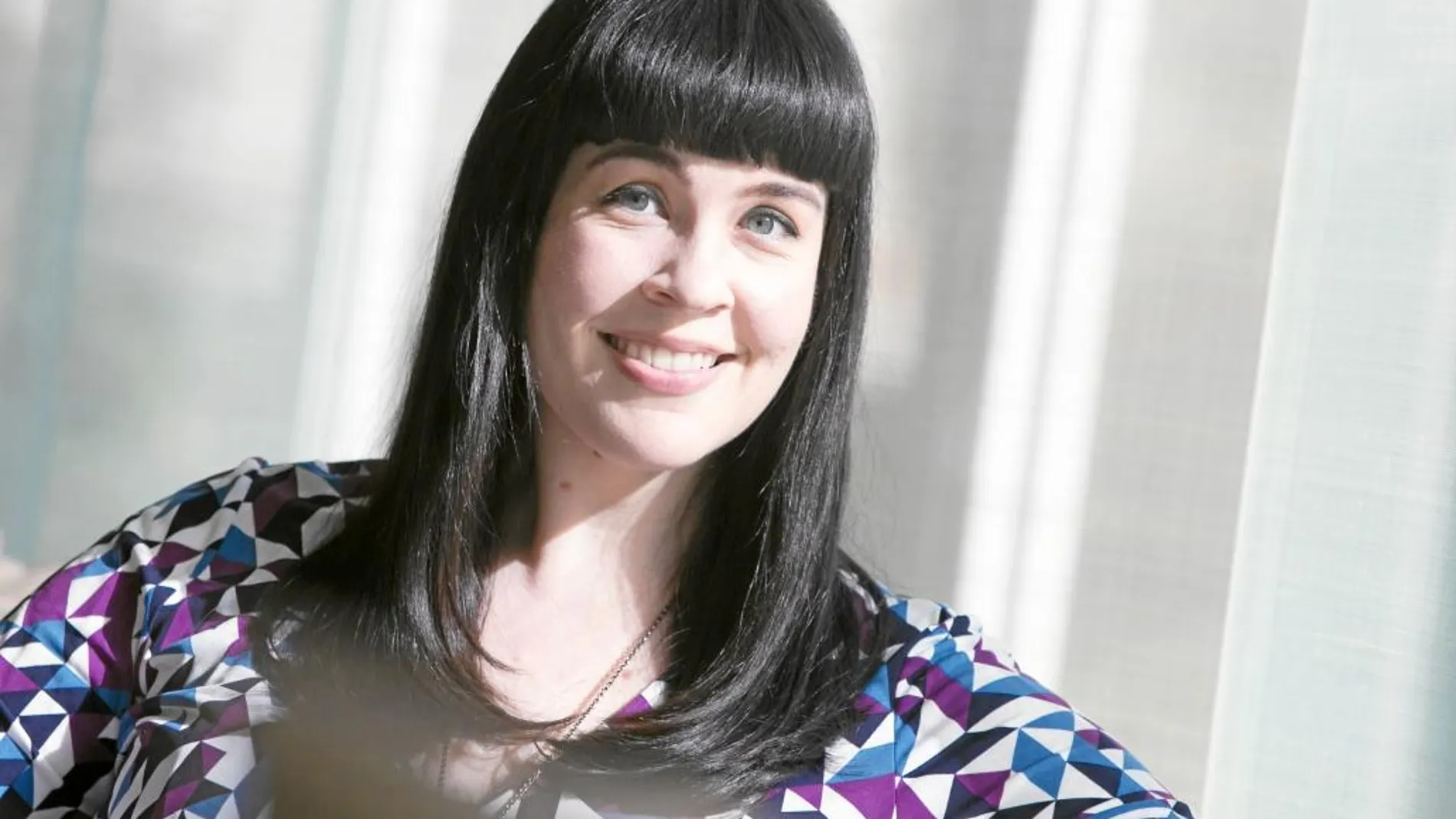 Caitlin Doughty pasó ayer por Barcelona para presentar el libro «Hasta las cenizas»