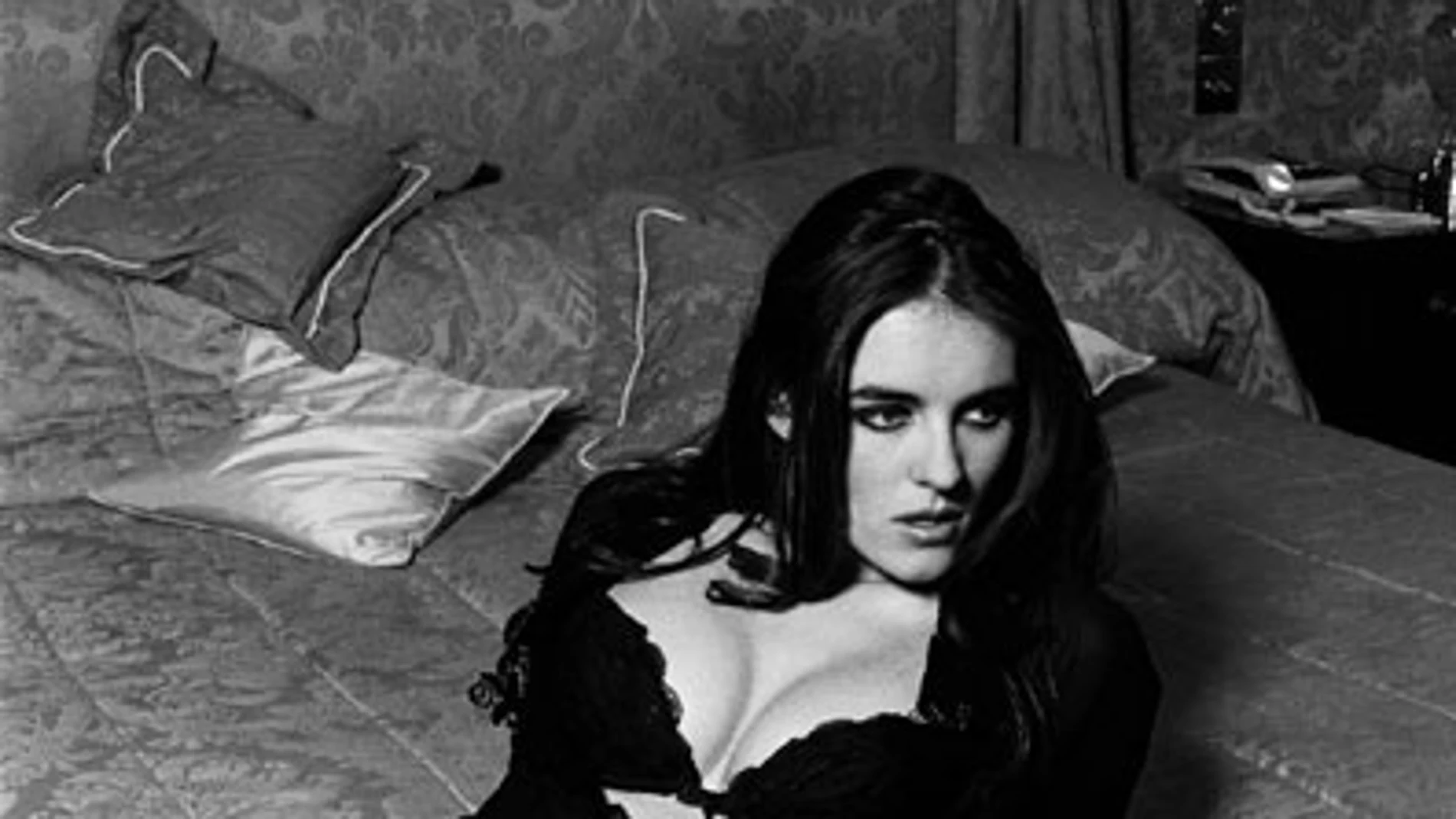 Imagen tomada por el fotógrafo John Stoddart de la actriz Elizabeth Hurley