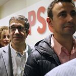 Patxi López (c) tras la reunión hoy del Comité Federal del PSOE