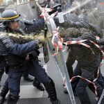 Gases lacrimógenos y 289 detenidos en la marcha del cambio climático de París