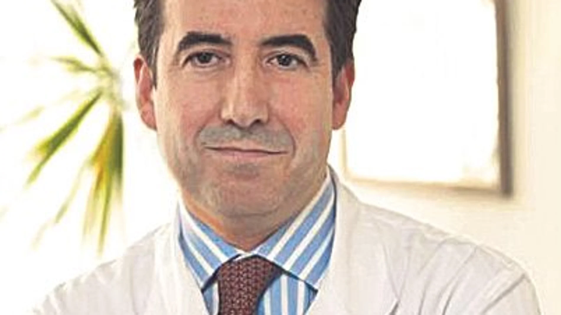 Miguel Sánchez Viera / Director del Instituto de Dermatología Integral