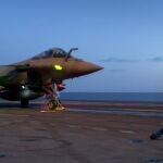 Cazas franceses Rafale vuelan hacia Syria para participar en la Operación Chammal lanzada en septiembre.