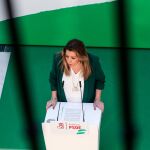 La presidenta en funciones de la Junta, Susana Díaz, ayer en la sede regional del PSOE-A (Foto: Manuel Olmedo)