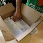 Abren los colegios electorales en Cataluña