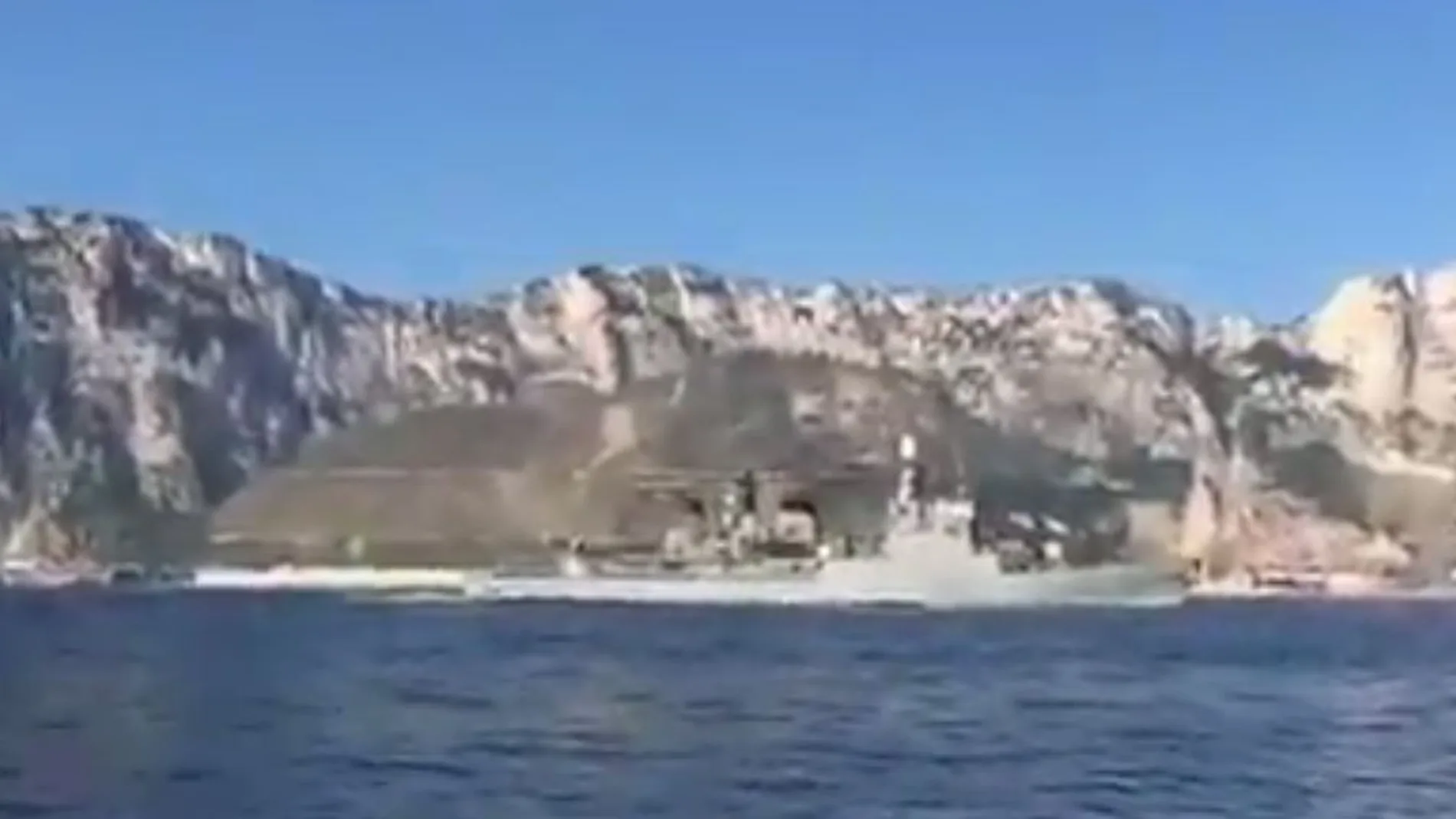 El buque “Infanta Elena” frente a Gibraltar