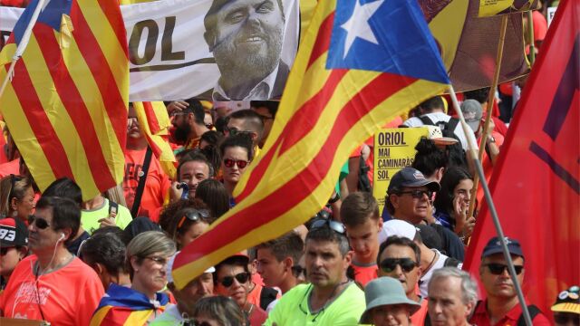 Manifestación independentista reclama la libertad de Junqueras