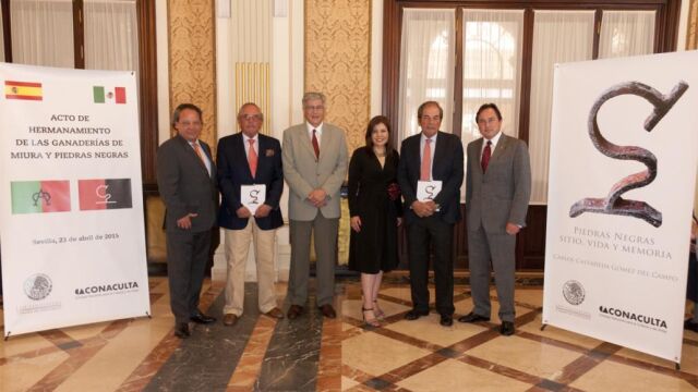 Acto de hermanamiento de las ganaderías de Miura y Piedras Negras