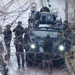 La policía turca cercó el edificio en el que se habían atrincherado
