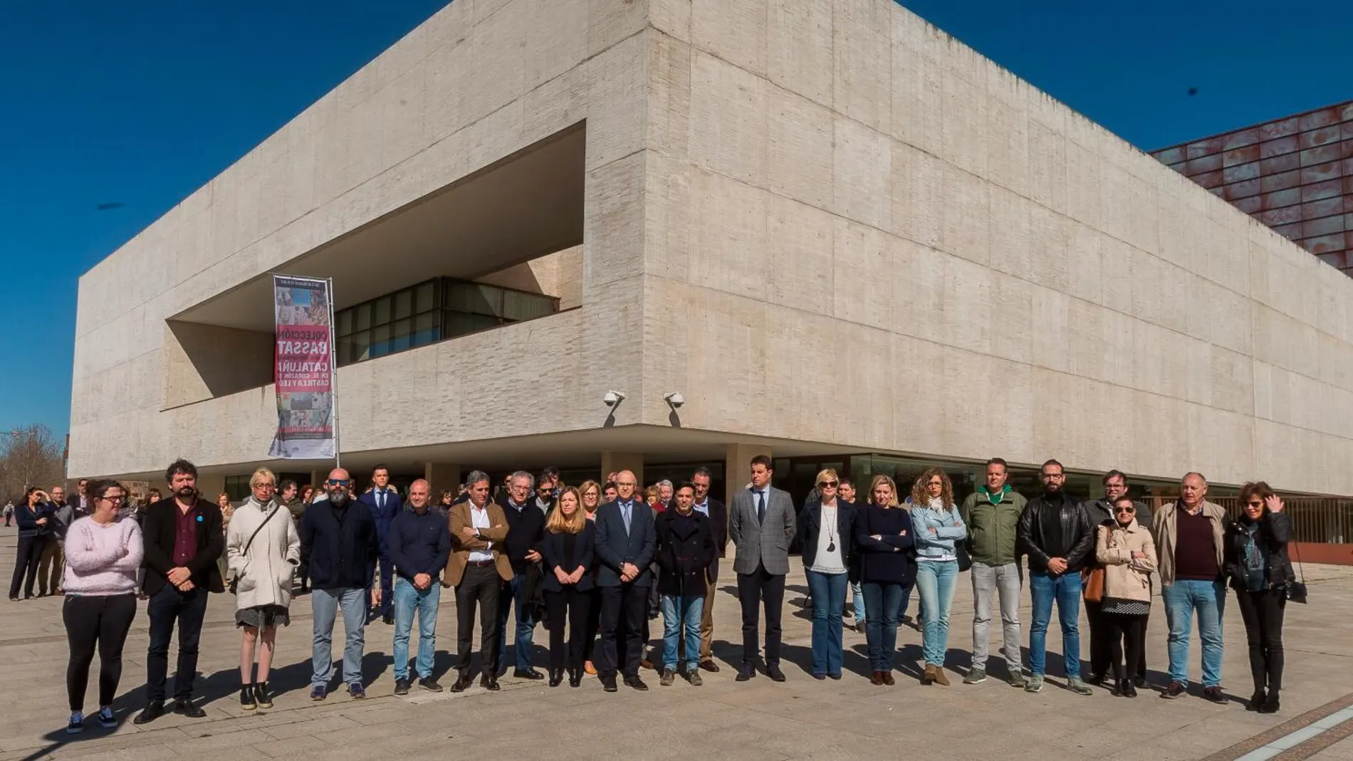 Minuto de silencio en recuerdo a la víctimas del 11M en las Cortes de Castilla y León
