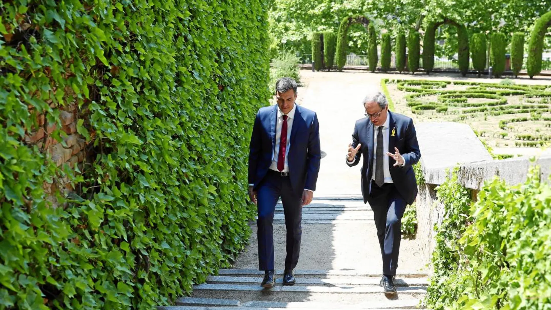 El presidente del Gobierno, Pedro Sánchez, y el presidente de la Generalitat, Quim Torra / Efe