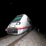 Un tren que cubría la línea Madrid-Zafra ha descarrilado esta tarde, sin vuelco, a 500 metros de la estación de Torrijos (Toledo), sin que haya que lamentar ningún herido / EFE