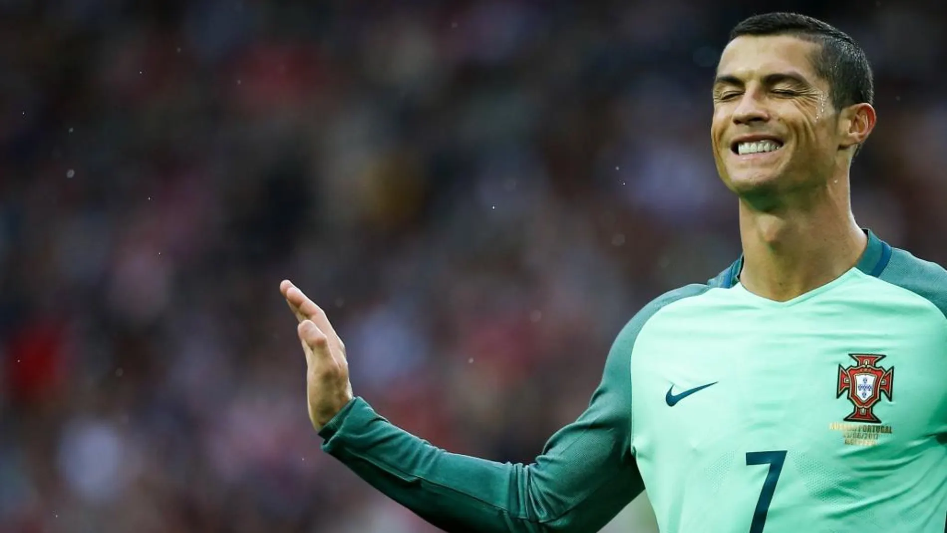 El delantero portugués Cristiano Ronaldo durante el encuentro ayer ante Rusia.