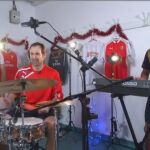 Cech, Monreal y Alexis protagonizan el villancico navideño del Arsenal