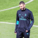 Karim Benzema, en el entrenamiento de ayer del Real Madrid