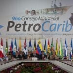 Vista general de hoy, sábado 4 de mayo de 2013, del noveno Consejo Ministerial Petrocaribe, que comenzó en Caracas (Venezuela).