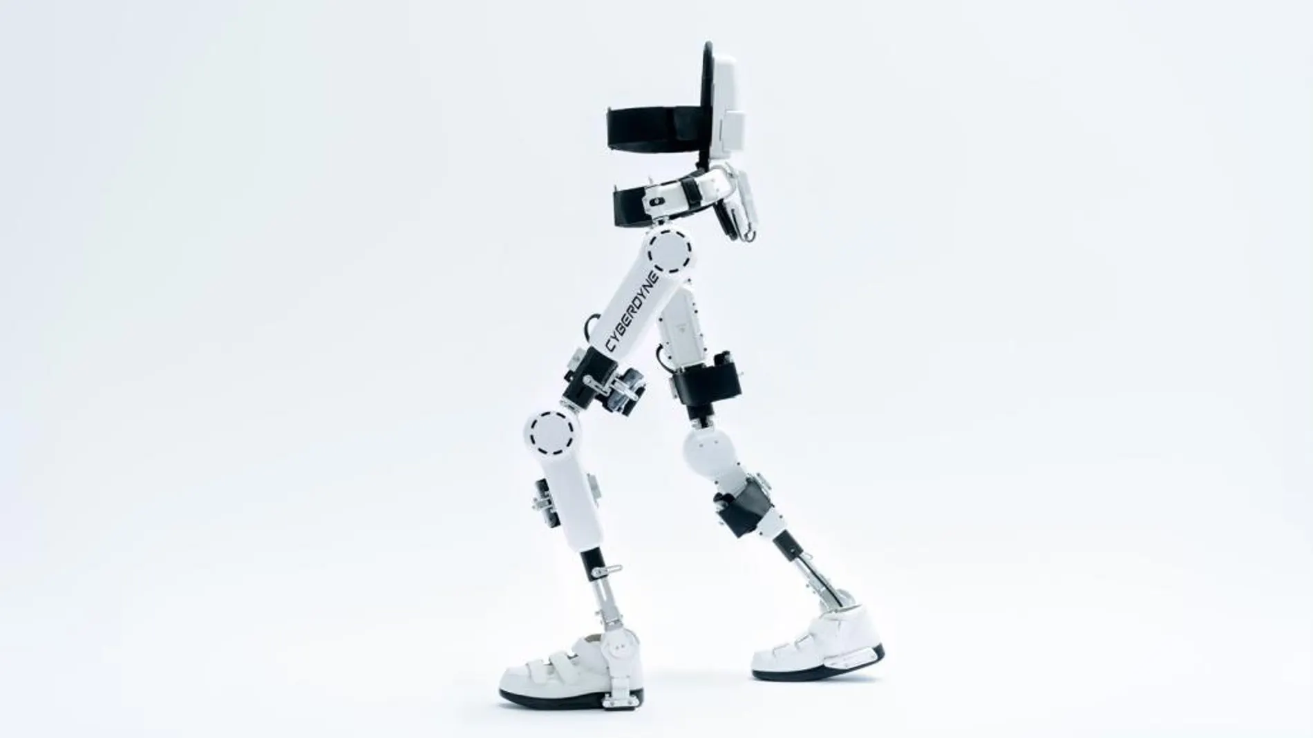 Cyberdine exhibirá tres robots. Uno de ellos es éste, diseñado para ayudar a la movilidad de personas con discapacidad o debilidad en extremidades inferiores