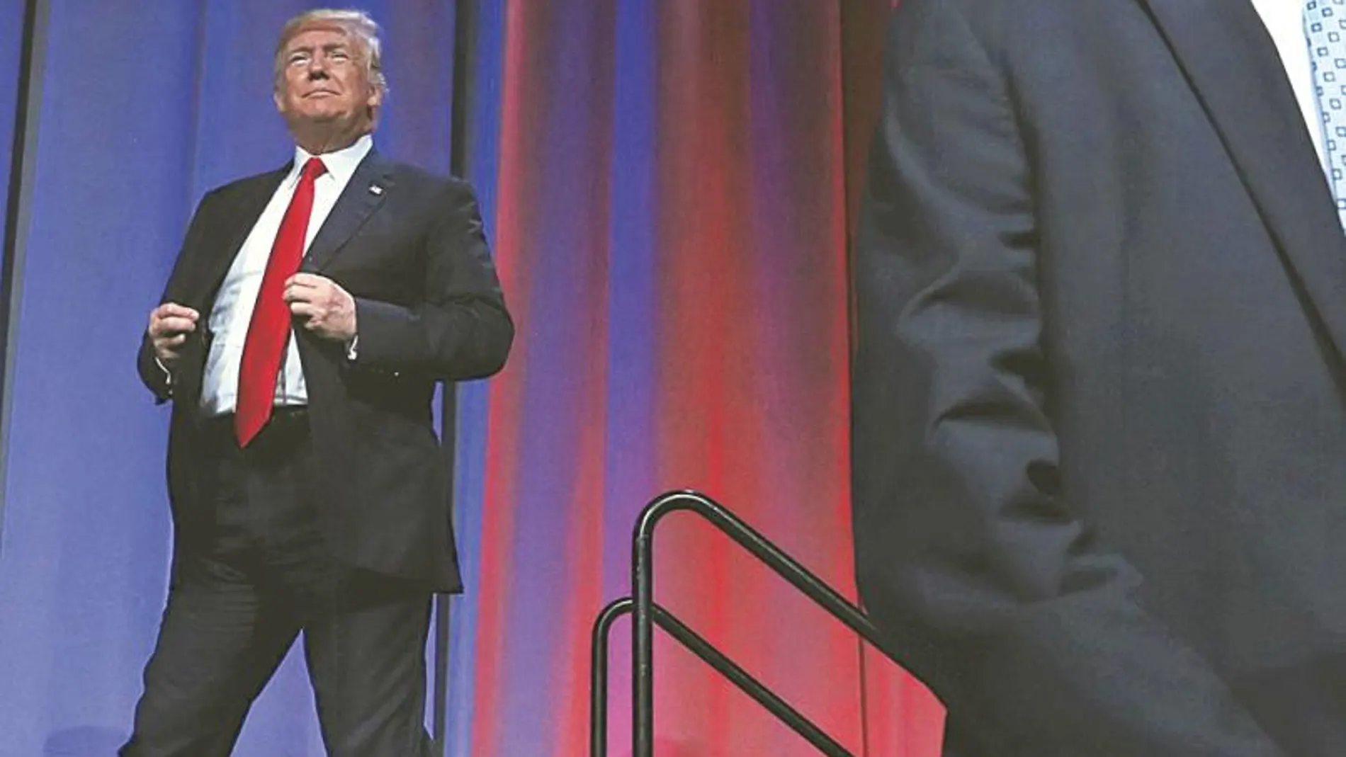 Donald Trump a su entrada en la convención republicana de Ohio/ Foto: Reuters