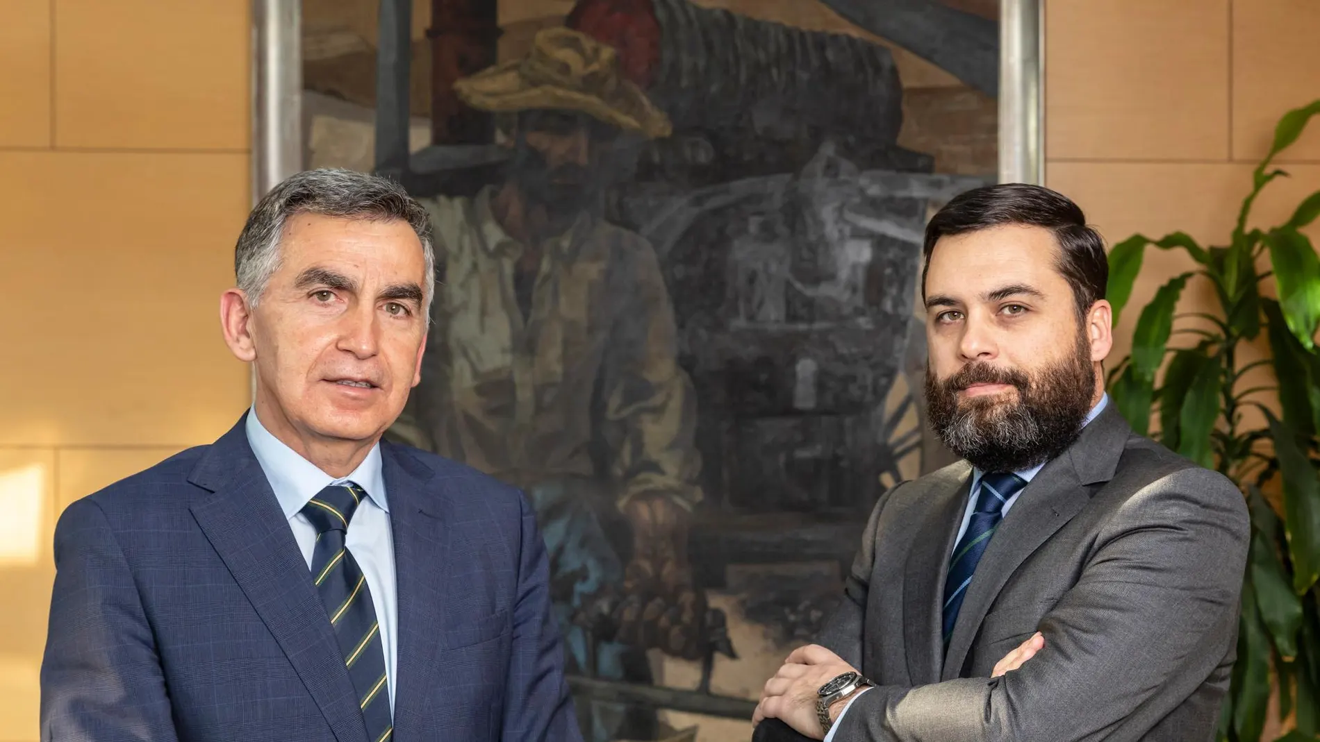 Patricio Llorente junto al director general Joaquín Llorente