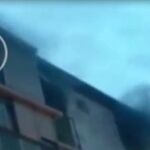 Solidaridad vecinal tras un incendio en La Línea (Cádiz)
