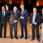 Pablo Serrano junto a Gregorio Méndez, Méndez Pozo, José Luis Rivas y Alicia García, entre otros