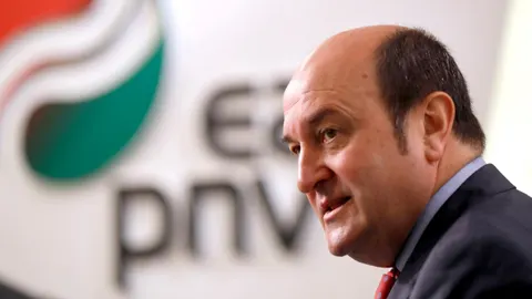 El presidente del PNV, Andoni Ortuzar, ofrece una rueda de prensa
