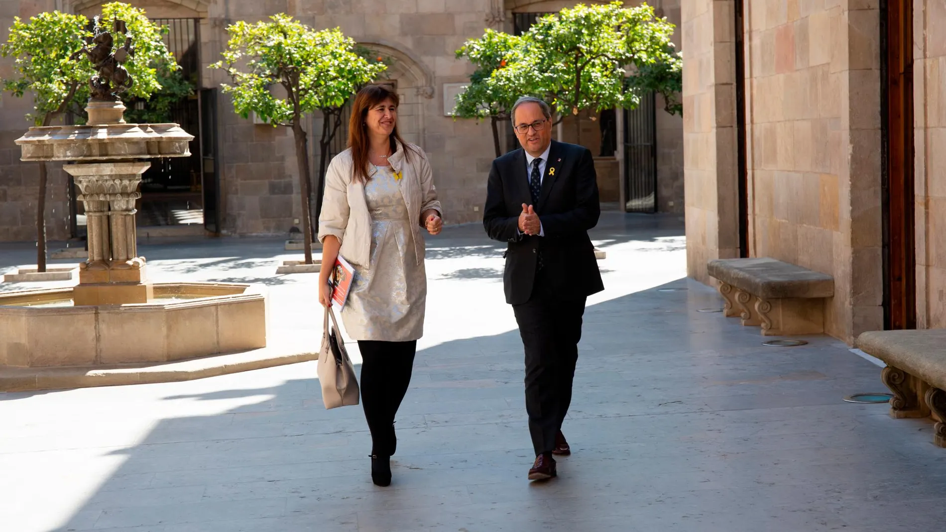 Imagen de una reunión de trabajo del president Quim Torra y la consellera de Cultura Laura Borràs Palau de la Generalitat