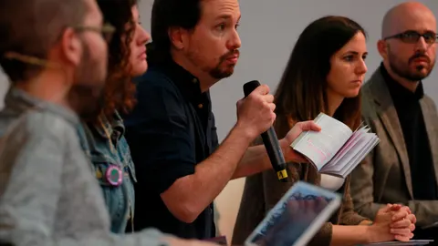 Los principales dirigentes de Podemos, Pablo Iglesias, Pablo Echenique, Ione Belarra y Nacho Álvarez, presentan su programa electoral. Foto: Cipriano Pastrano