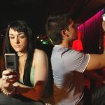 Los jóvenes mantienen menos relaciones sexuales que hace 20 años