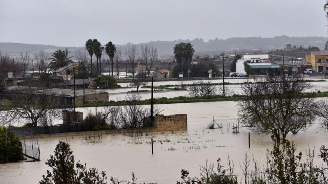 Campos anegados en el municipio de Montuiri (Mallorca) que ha quedado incomunicado por las inundaciones debido a las fuertes lluvias en la isla estos últimos días