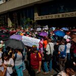 Docentes en una manifestación en Caracas para pedir mejoras salariales la semana pasada