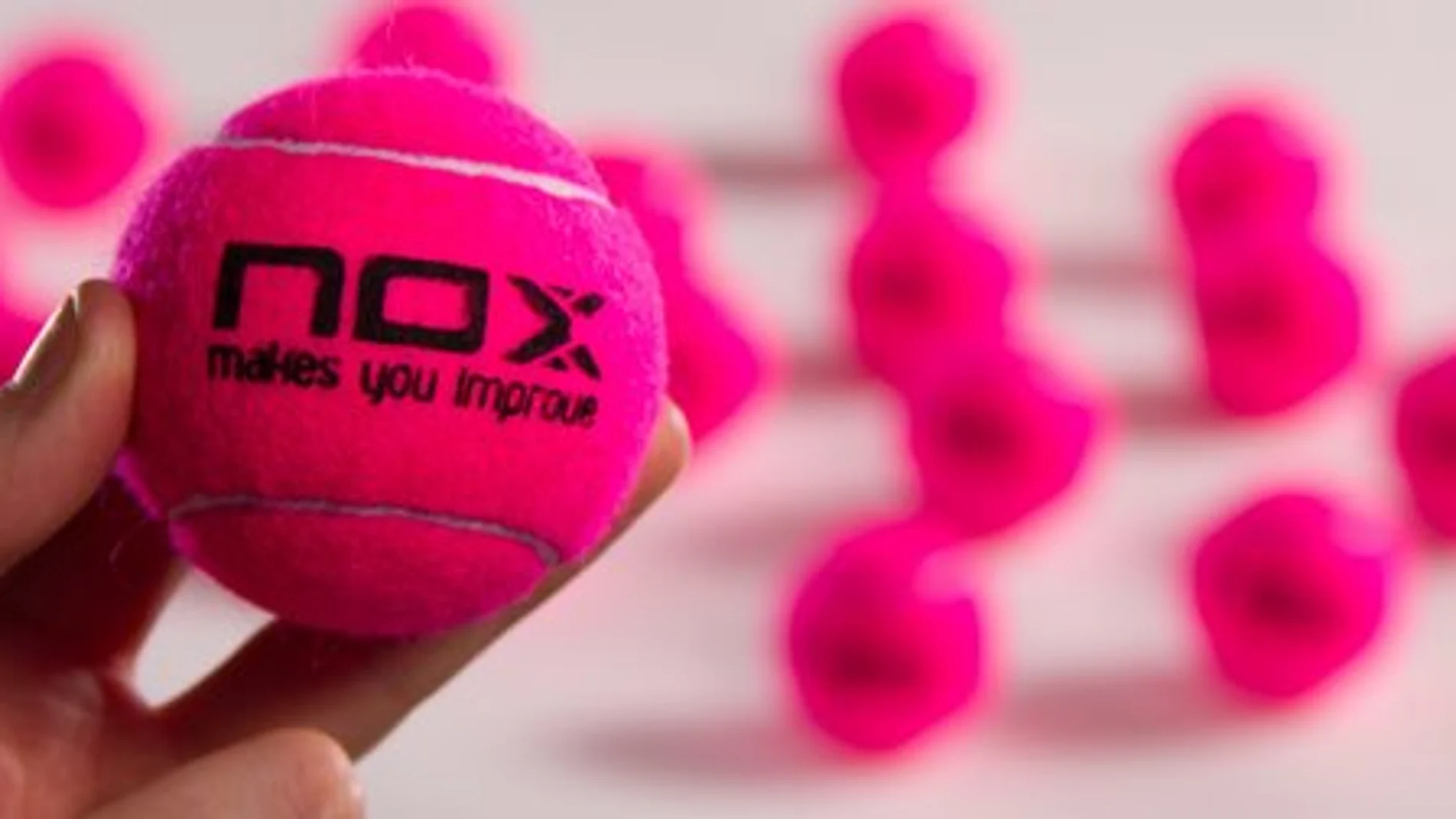 Bola solidaria de NOX