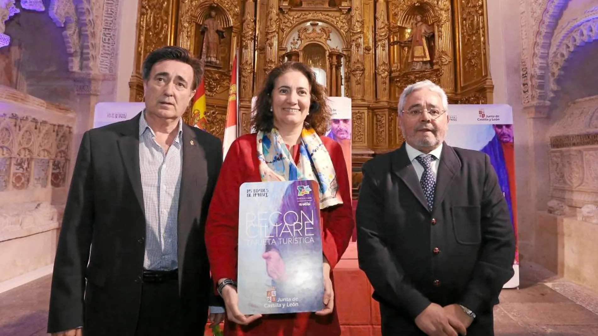 María Josefa García Cirac presenta el plan de promoción junto a Conzalo Jiménez y Jesús García en Cuéllar