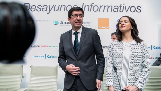 Juan Marín e Inés Arrimadas en un encuentro informativo en la Fundación Cajasol / Foto: EP
