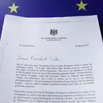  Europa dice «no» al chantaje de May