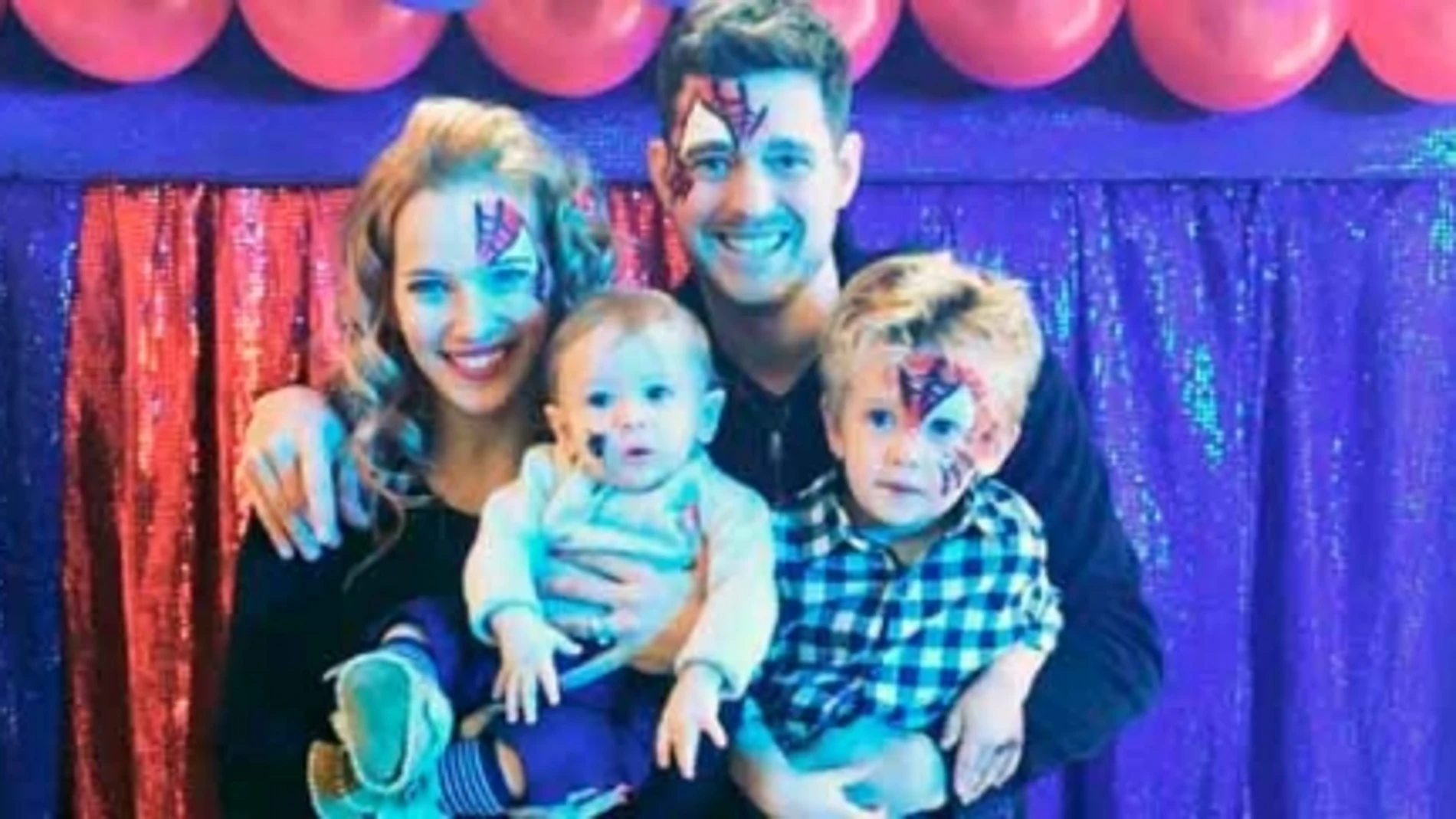 El hijo de Michael Bublé habría superado el cáncer que padecía